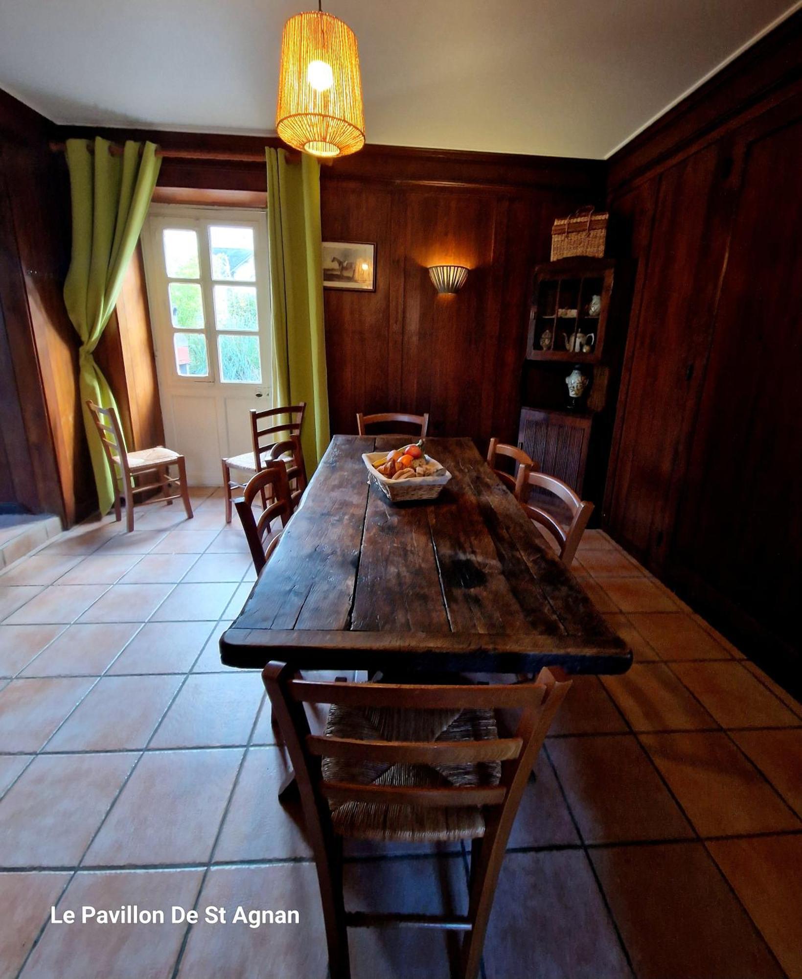 Le Pavillon De St Agnan Hotel Hautefort Ngoại thất bức ảnh