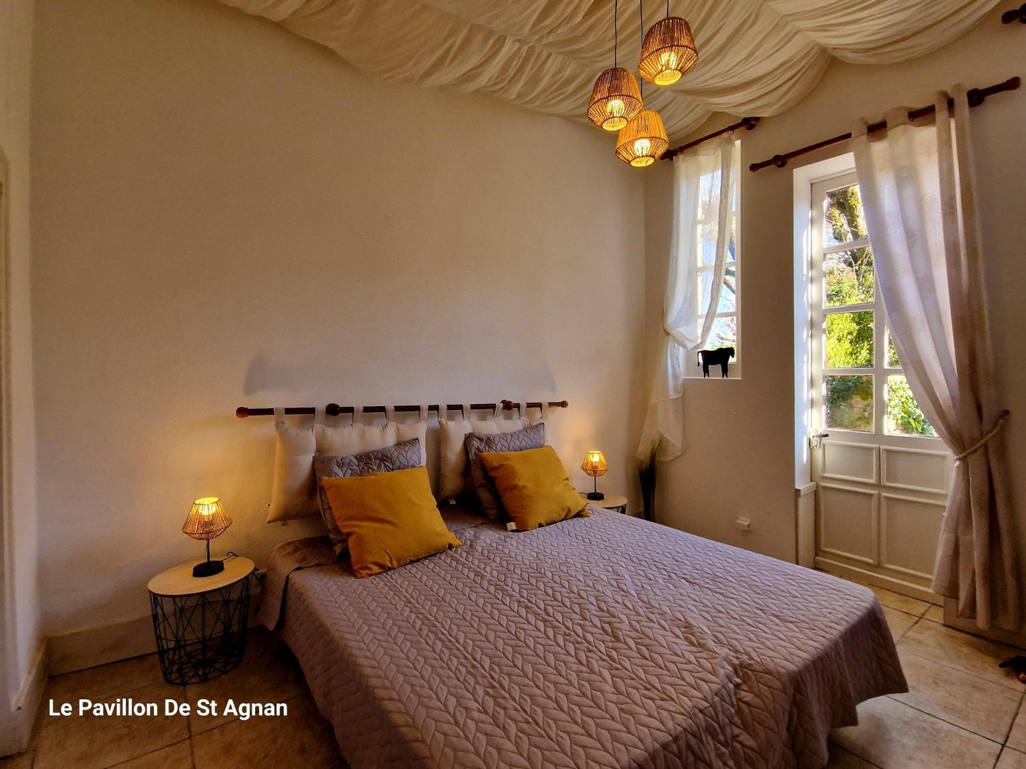 Le Pavillon De St Agnan Hotel Hautefort Ngoại thất bức ảnh